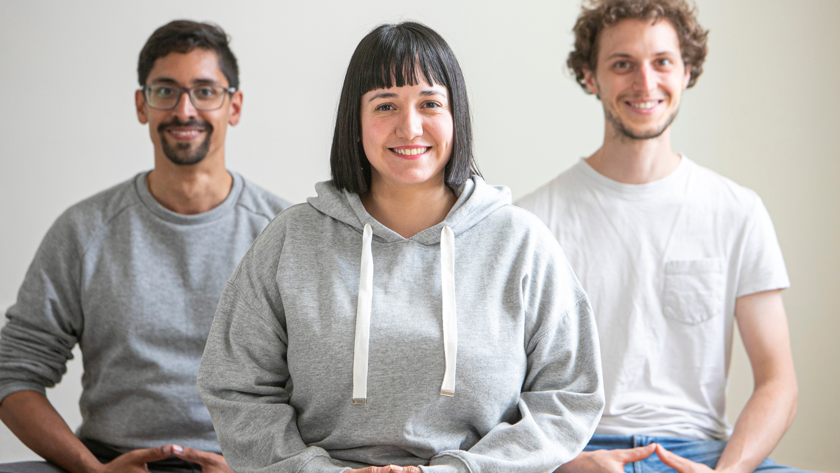 jeunes qui méditent festival